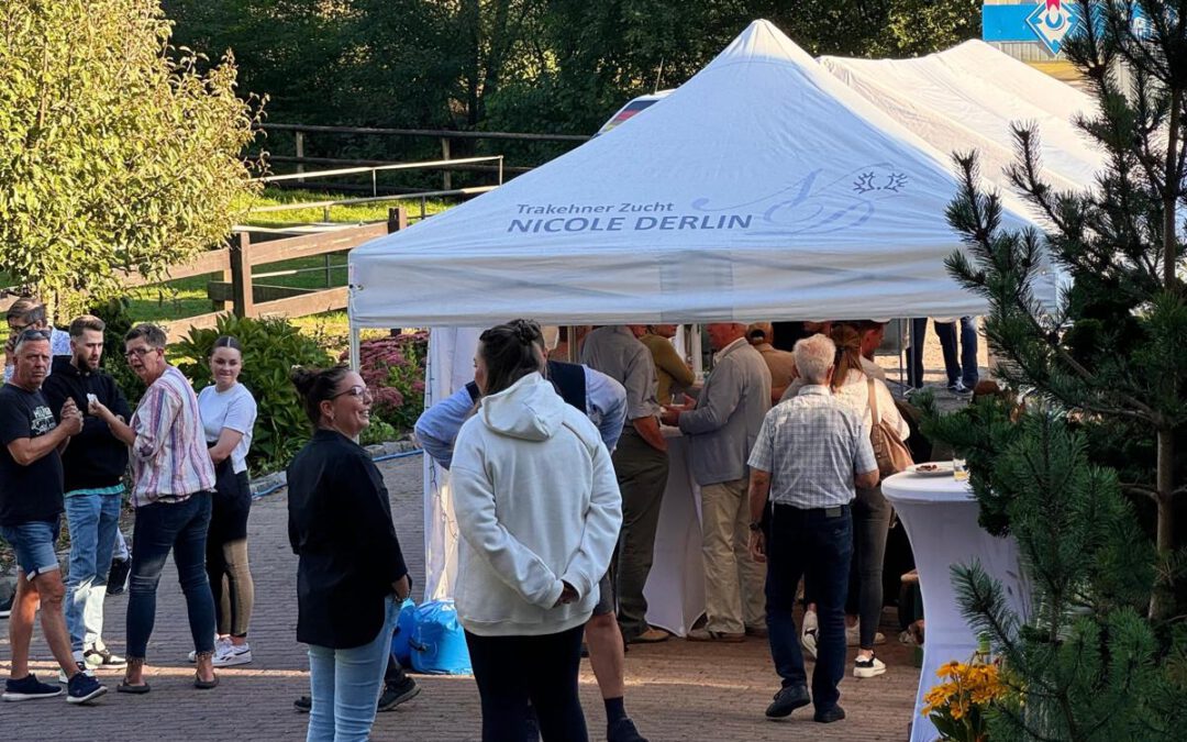 Trakehner Familie traf sich zum Sommerabschlussfest in Travenbrück